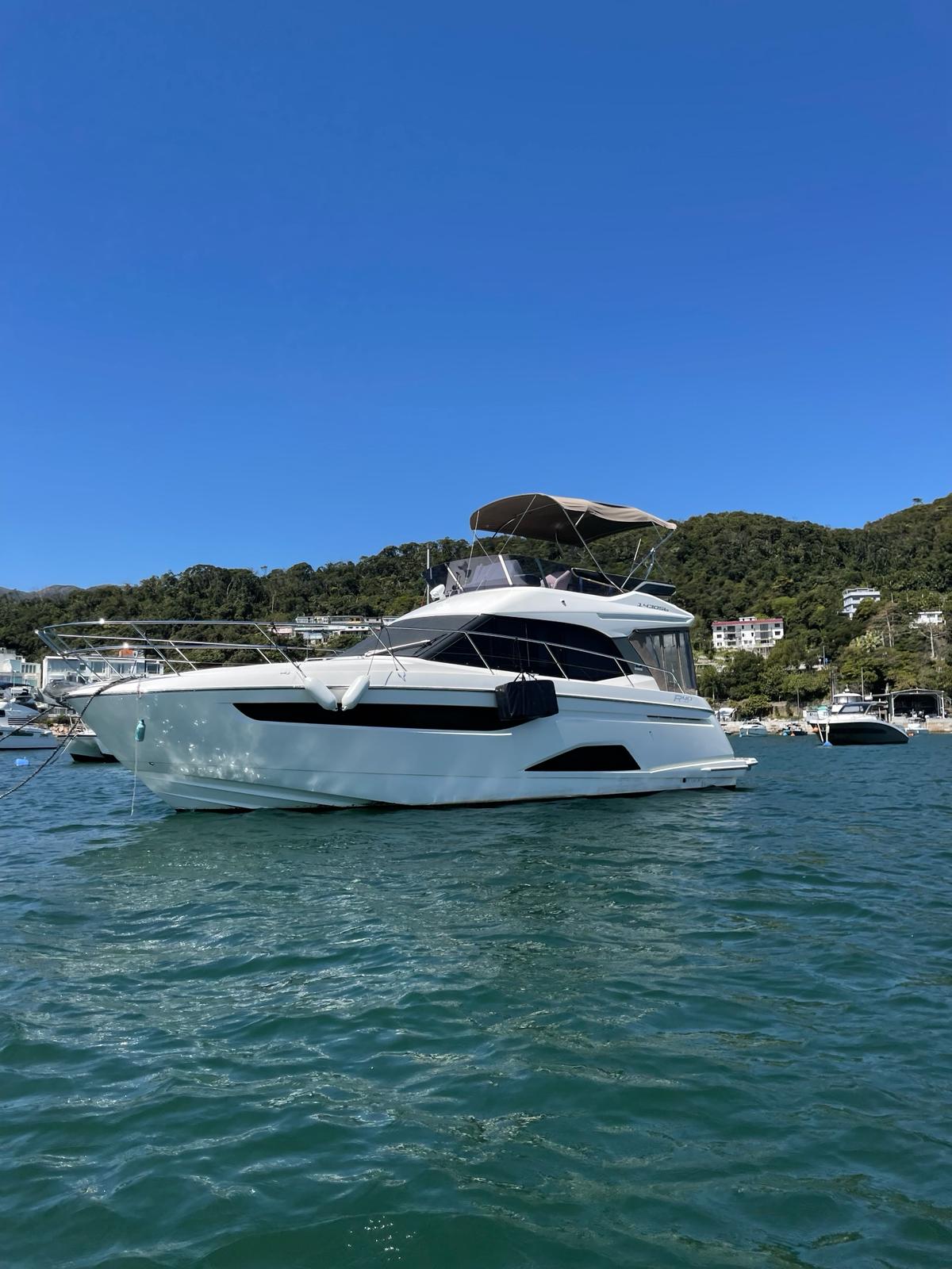 Bavaria R40 is a high quality 40 footer yacht in Hong Kong
