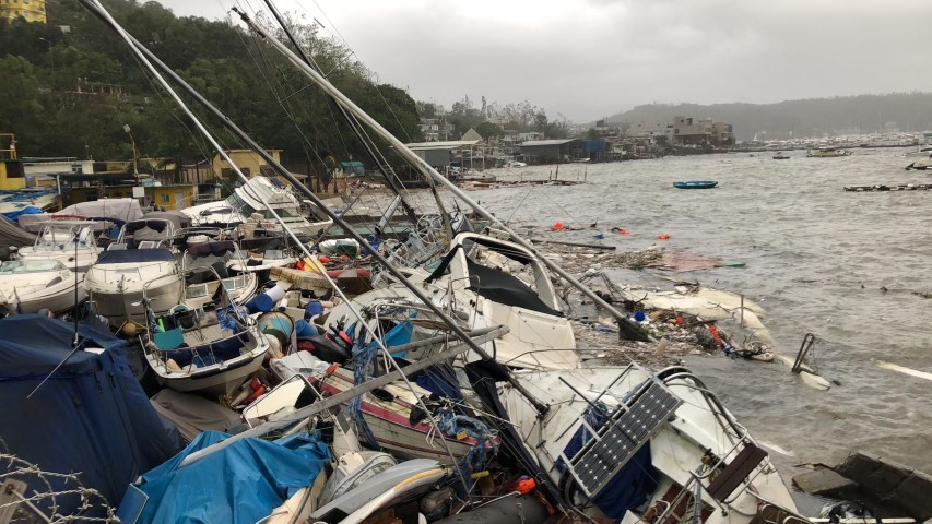 Hk boats destroyed in typhoon 13