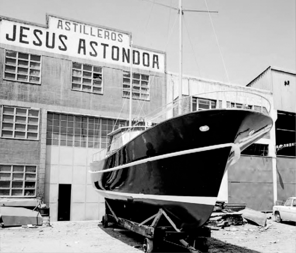 Astondoa Yachts